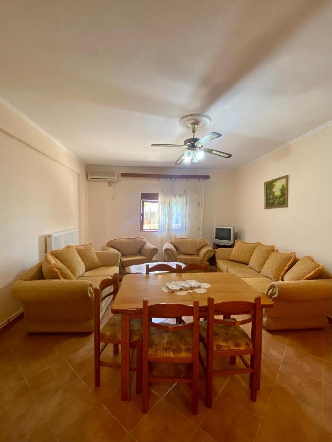 Family Apartments Sarande Luaran gambar